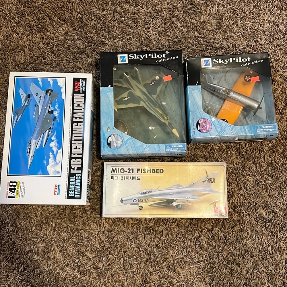 Model Airplanes